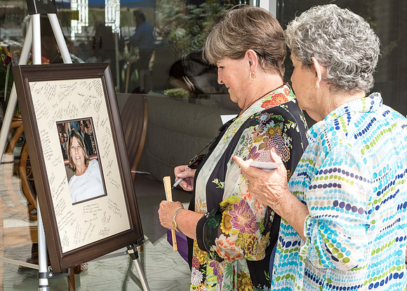 Debbie-Memorial-7331