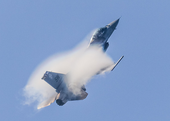 F-16 in the cloud